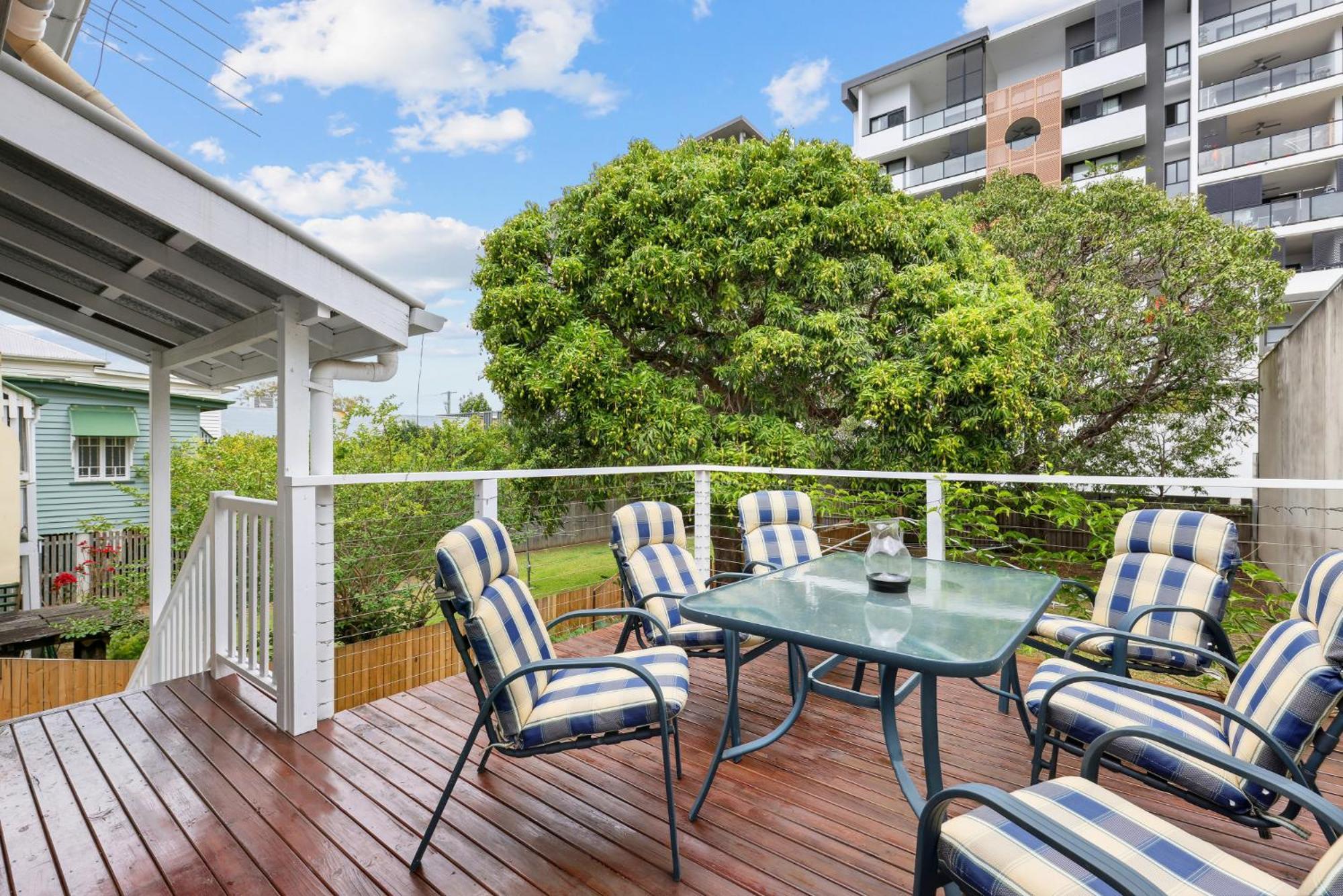 Gorgeous 3-Bed Family Home By Oxenham Park & Shops Brisbane Exterior foto